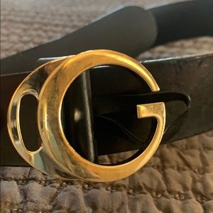 Gucci black distressed belt size 85